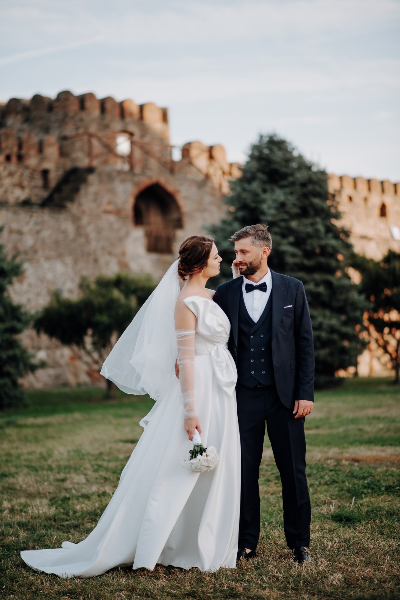 საქორწილო 11