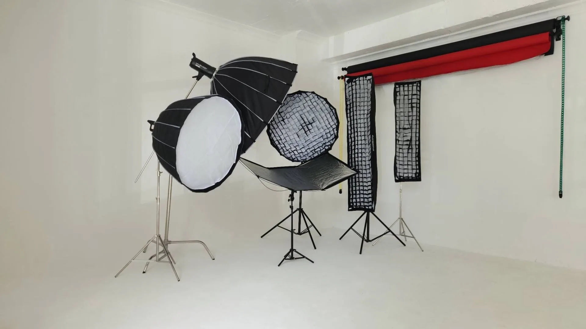 Creator Photo Studio backdrop area, Tbilisi photography studio