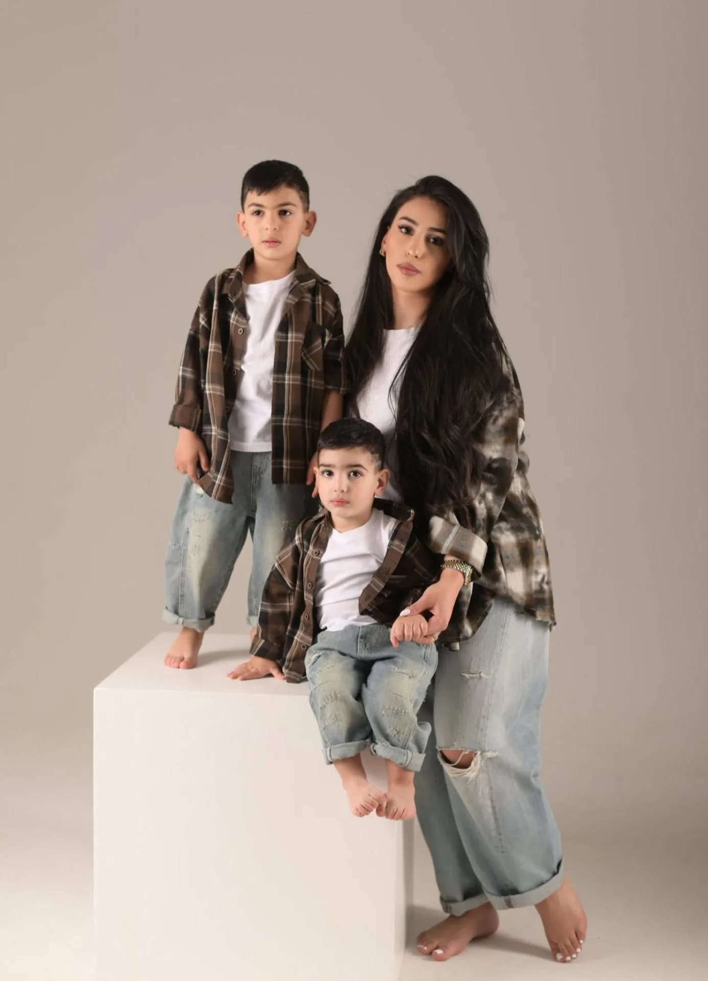 საორსულო ფოტო გადაღება თბილისში — Creator Photo Studio